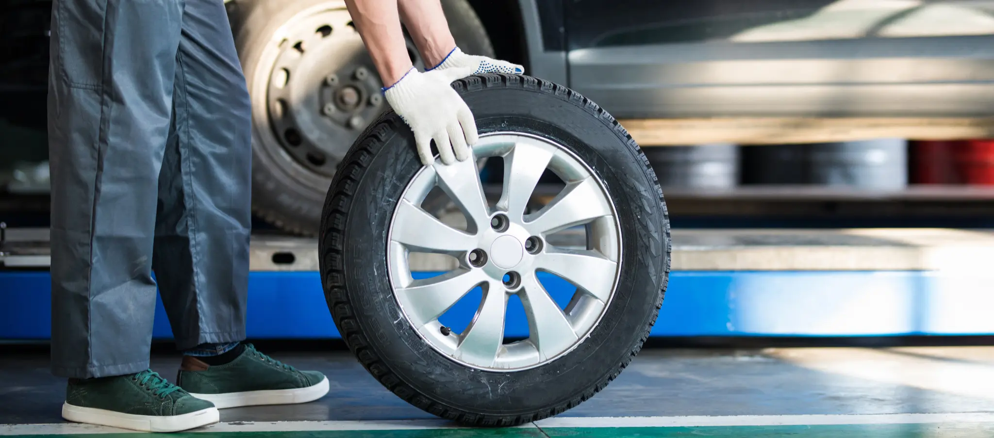 New Age Motors V1 Store Counter and Reception area